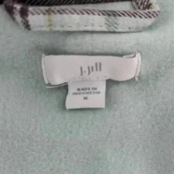 J. Jill Jade Plaid Curved Hem Puffer Vest Size M Pockets Fleece Inside - Picture 6 of 11